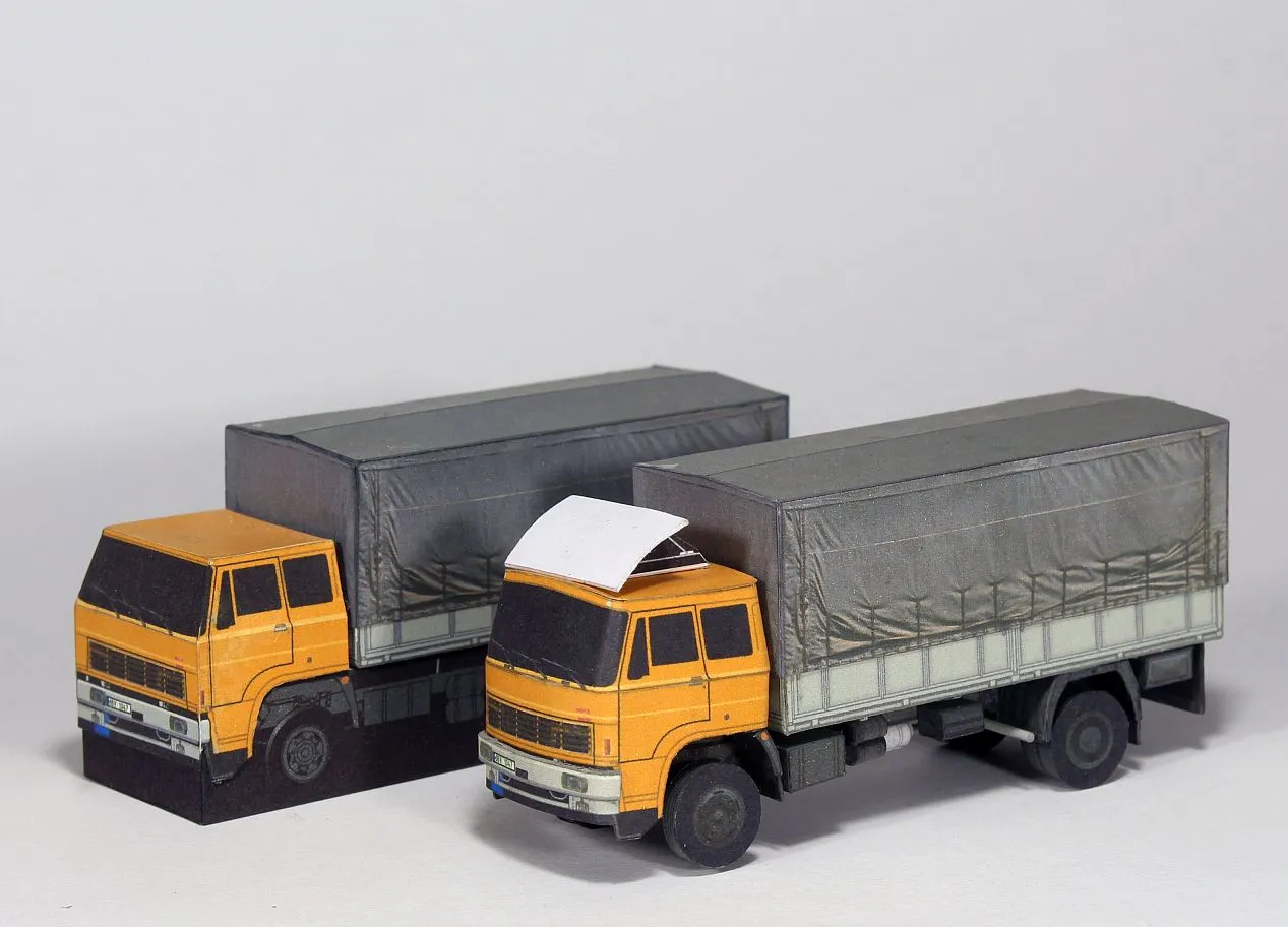 Valníkový nákladný automobil Liaz 110.053